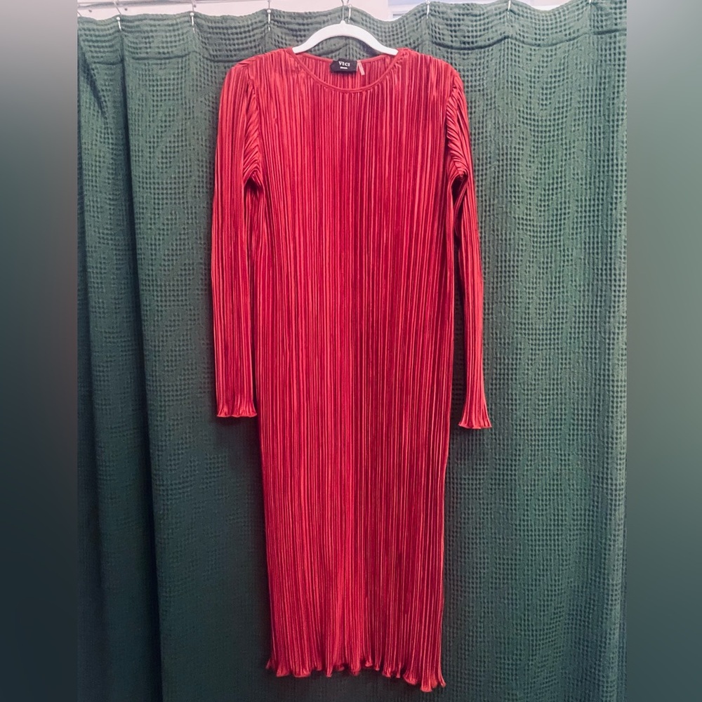 Vici Collection Darcy Plisse Long Sleeve Maxi Dress